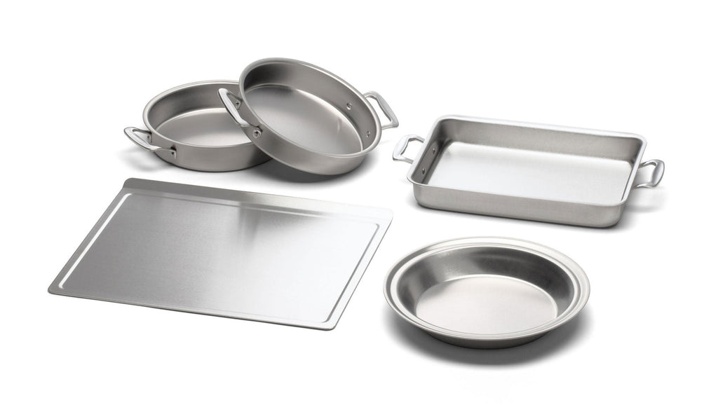 360 Cookware and Bakeware. T-304 Surgical Grade Stainless Steel Handcrafted in the U.S.A. High quality cookware and Bakeware. 5 piece Bakeware Set. Made in USA. No coating.