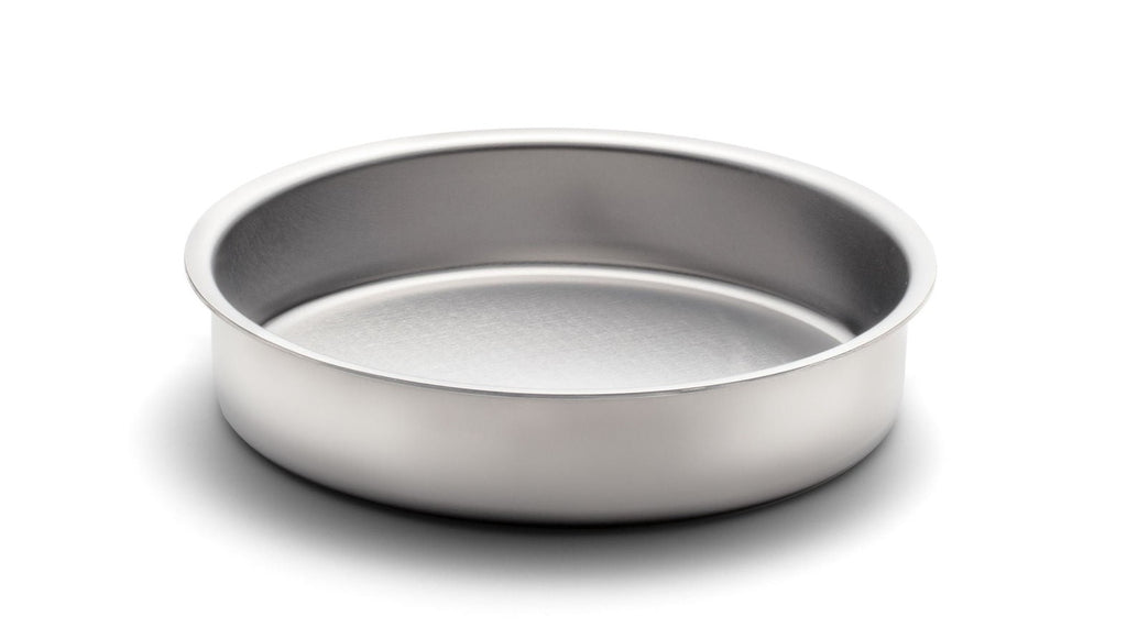 360 Cookware and bakeware. T-304 Surgical Grade Stainless Steel Handcrafted in the U.S.A. High quality cookware and bakeware. 9 inch round cake pan. Made in USA. No coating.        