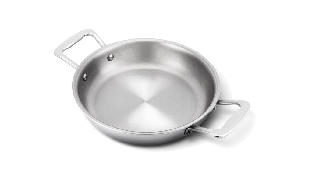 360 Cookware. T-304 Surgical Grade Stainless Steel Handcrafted in the U.S.A. High quality cookware. 8.5 inch fry pan with short handles. Made in USA. No Coating.   